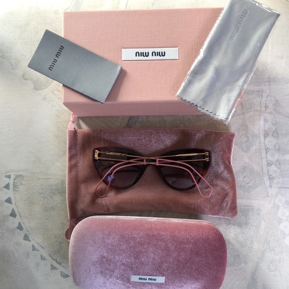 MIU MIU – 55mm Cat Eye Sunglasses main image 10